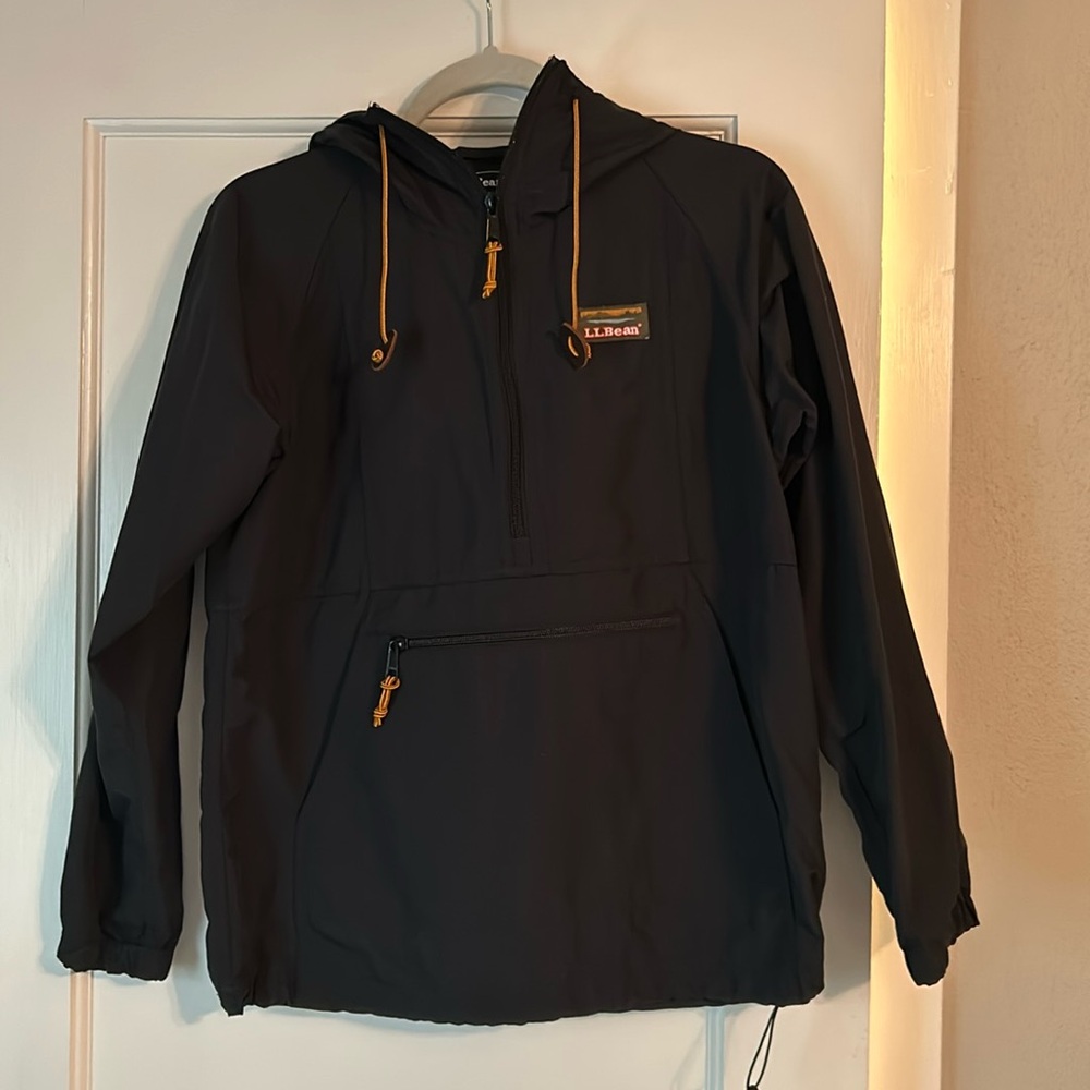 LL Bean Women's Mountain Classic Anorak